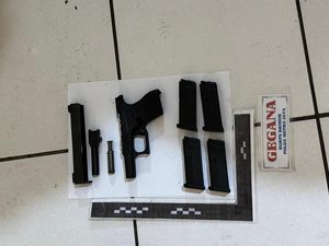 Koper Berisi Senpi-Granat di Kos Jaksel Ternyata Milik WN Filipina