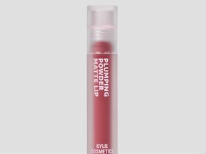 Review Lipstik Baru Kylie Cosmetics, Lipstik Matte dengan Efek Bibir Bervolume