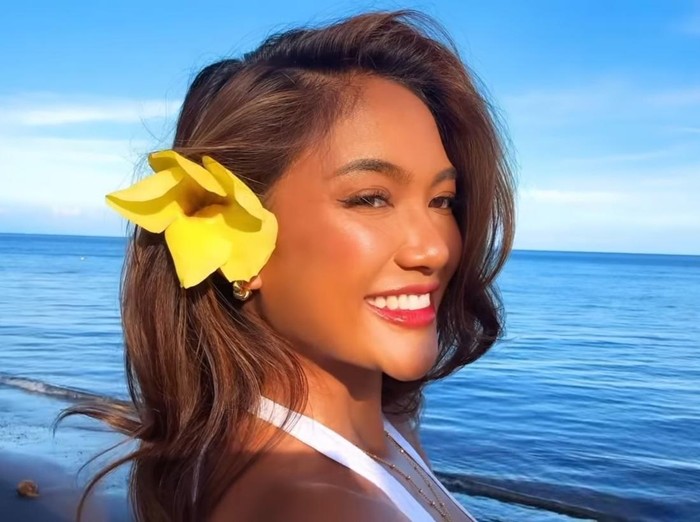 Marion Jola Kangen Laut Asyik Banget Nikmati Sinar Matahari Marion Jola Kangen Laut Asyik Banget Nikmati Sinar Matahari