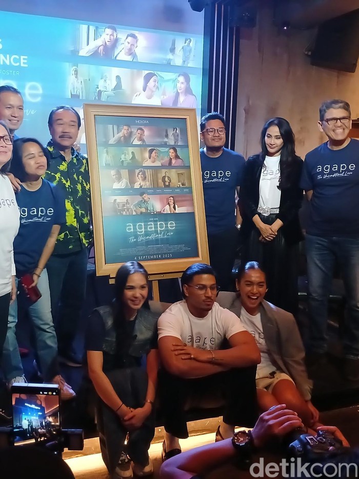 Maudy Koesnaedi Tetap Eksis di Film Agape: The Unconditional Love Pemain film Agape: The Unconditional Love di Jakarta.