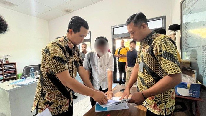 Napi terorisme yang dinyatakan bebas bersyarat dari Lapas Tulungagung.