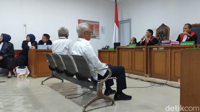 Penjual aset Yayasan Batang Hari Sembilan (YSB) di Palembang jalani sidang tuntutan