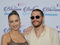 Foto: Sosok Model yang Dihamili Pete Davidson, Pernah Dipacari Benny Blanco
