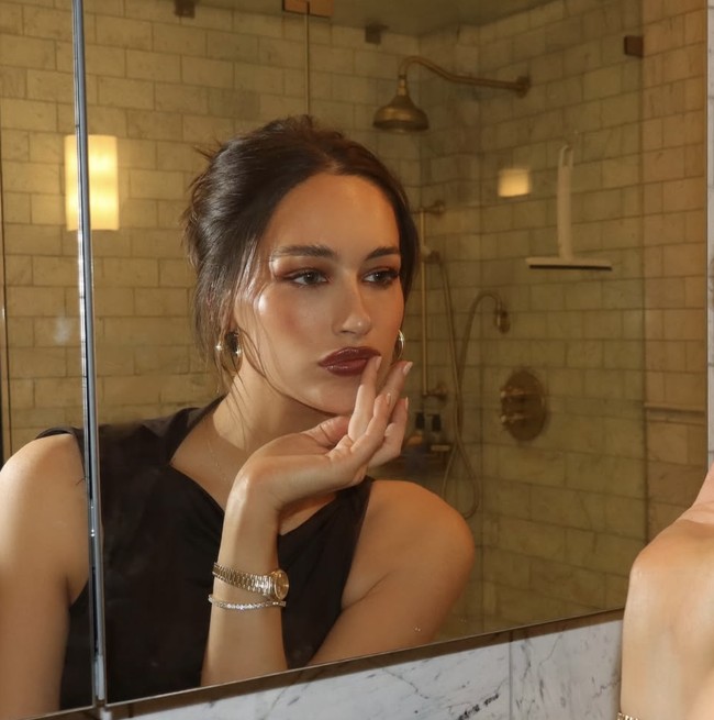 Di luar modelling, Elsie mencoba peruntungan di dunia akting dengan bermain di film dan proyek seperti Teenage Badass (2020) dan Turnt (2018).  Foto: dok. Instagram @elsie