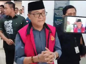 Mantan Plt Kadis PMD Sumsel Wilson Serahkan Diri ke Kejari Palembang