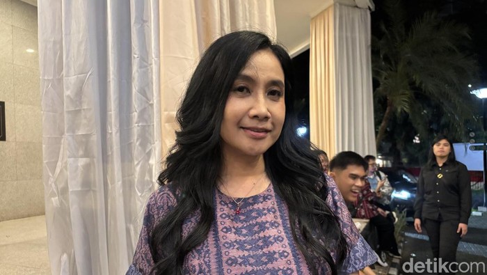 Rustika Herlambang
