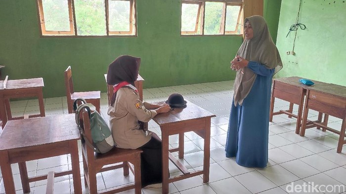 Satu Siswa di Sekolah Nurmalita, satu-satunya murid baru di SMK Yasira Ciamis saat mengikuti MPLS.