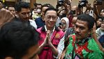 Senyum Tom Lembong Usai Divonis 4,5 Tahun Penjara dalam Kasus Impor Gula