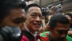 Senyum Tom Lembong Usai Divonis 4,5 Tahun Penjara dalam Kasus Impor Gula