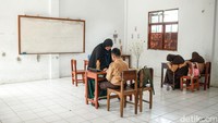 Namun, tren penurunan jumlah peserta didik mulai terasa sejak masa pandemi, dan mencapai titik terendah tahun ini yaitu tiga anak.