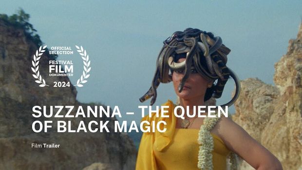 Cuplikan penampilan Suzzanna dalam berbagai film.