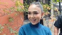 Penyanyi Yuni Shara saat ini berusia 53 tahun. Foto: Febri/detikHOT