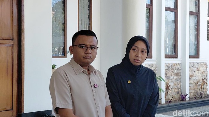 Anak sulung Dedi Mulyadi, Maula Akbar dan Wabup Garut Putri Karlina