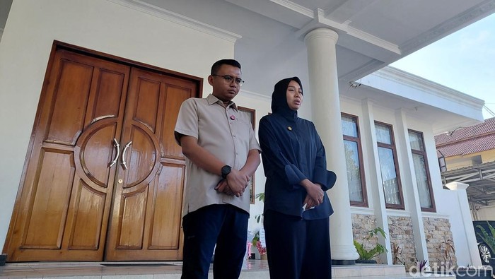 Anak sulung Dedi Mulyadi, Maula Akbar dan Wabup Garut Putri Karlina