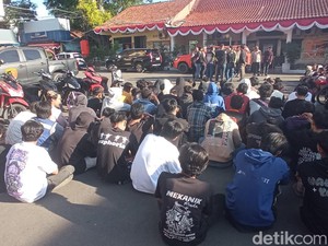 Tutup Jalur Pantura untuk Balap Liar, 97 Orang Diamankan Polisi