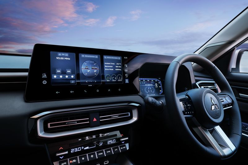 Interior Mitsubishi Destinator