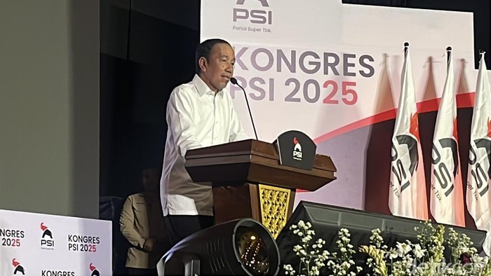 Presiden ke-7 RI Jokowi menyatakan akan mendukung PSI. Hal itu disampaikan dalam Kongres  PSI di Solo, Sabtu (19/7/2025)