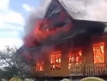 Kebakaran Rumah di Takalar, 1 Petugas Damkar Alami Sesak Napas