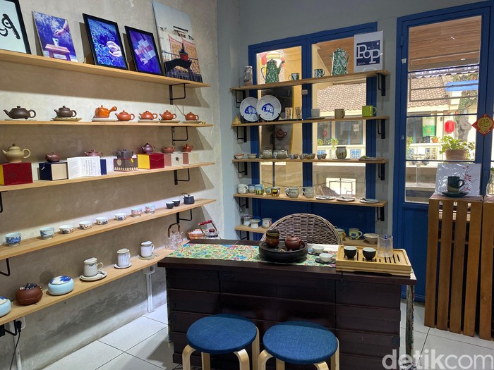 Pieces of Peace Pieces of Peace, kedai teh artisan di Petak 6 Glodok