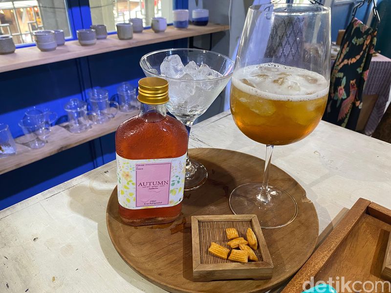 Pieces of Peace, kedai teh artisan di Petak 6 Glodok