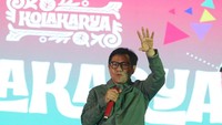 Ketua Umum PKB Muhaimin Iskandar atau Cak Imin menanggapi terpilihnya kembali Kaesang Pangarep sebagai Ketua Umum Partai Solidaritas Indonesia (PSI). Cak Imin mengucapkan selamat dan berharap PSI semakin solid di bawah kepemimpinan putra bungsu Presiden ke-7 Joko Widodo tersebut.