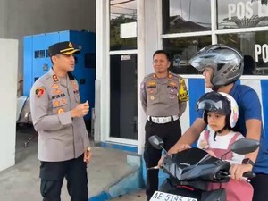 Terciduk Kamera Polisi, Warga Pacitan Ini Justru Dapat Hadiah
