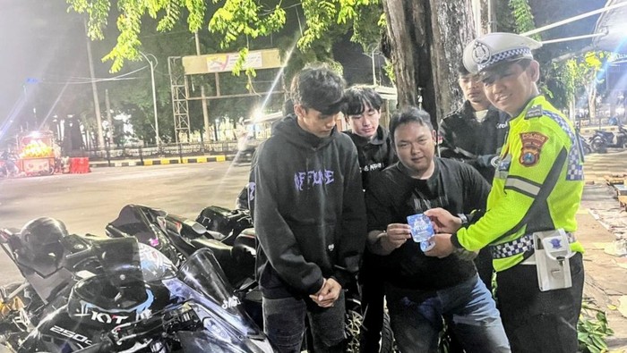 Kasat Lantas Polres Situbondo AKP Nanang Hendra Irawan