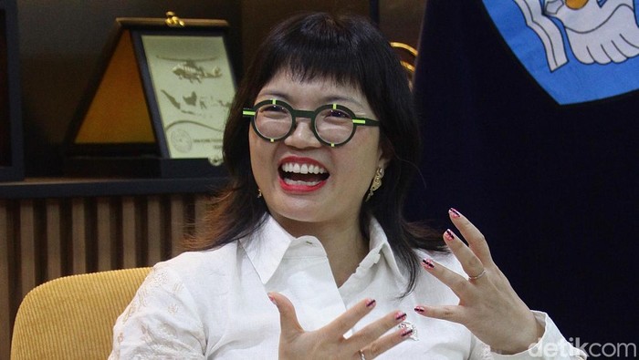 Wamendiktisaintek Stella Christie