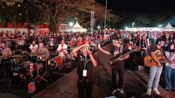 1.308 Musisi di Lampung Pecahkan Rekor MURI Penampilan Band Terbanyak