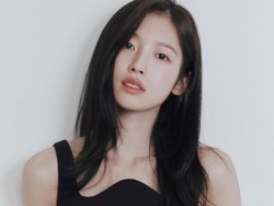 7 Foto Arin Oh My Girl, Pemain Utama Drakor S Line Bisa Lihat Garis Seks