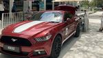 Bye Kerja Kantoran! Kakak Adik Jualan Kopi Keliling Pakai Mobil Mustang