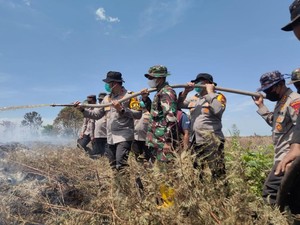 Strategi Polda Riau Atasi Karhutla: Edukasi, Aksi Nyata, dan Penegakan Hukum
