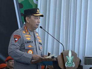 Kapolri Pimpin Pelantikan Irwasum Polri dan Sertijab 7 Kapolda