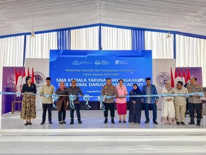 Kapolri Resmi Buka Sekolah Unggulan SMA Kemala Taruna Bhayangkara di Sleman