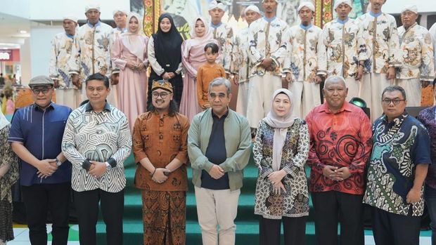 Ketua MPR RI Ahmad Muzani menggagas Tour Wayang Santri Malaysia 2025. Tour Wayang Santri ini untuk mempererat hubungan budaya Indonesia-Malaysia. (Dok istimewa).