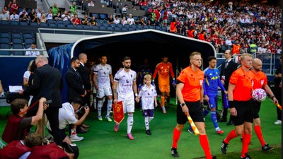 Aksi di Laga MU Vs Leeds yang Berakhir Imbang