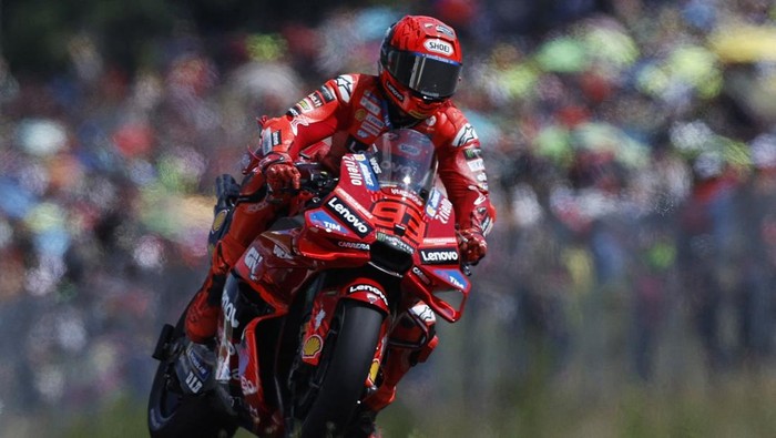 MotoGP - Czech Republic Grand Prix - Masaryk Circuit, Brno, Czech Republic - July 20, 2025 Ducati Lenovo Teams Marc Marquez in action during the MotoGP race REUTERS/David W Cerny
