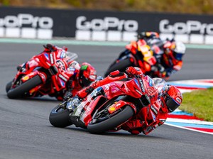 Laju Kencang Marc Marquez Kejar Rekor Valentino Rossi