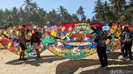 Meriahnya Festival Layang-layang di Pantai Dlodo Tulungagung
