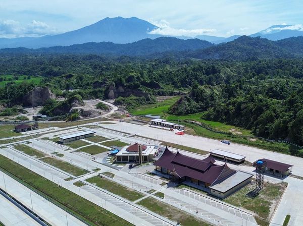 Nggak Lagi Terjal, Akses ke Danau Lindu Kini Mulus Beton