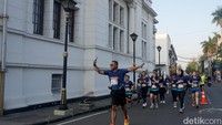 Plogging Run ini tersedia dalam beberapa format yakni, 5K dan 10K individu, serta 5K dan 10K beregu dengan empat orang per tim.