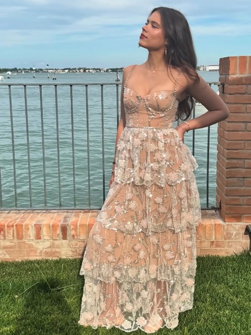 Potret Jessica Alba dan Anak Perempuan Bak Kembaran