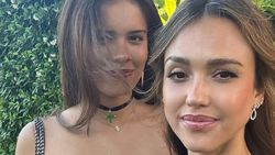 Potret Jessica Alba dan Anak Perempuan Bak Kembaran