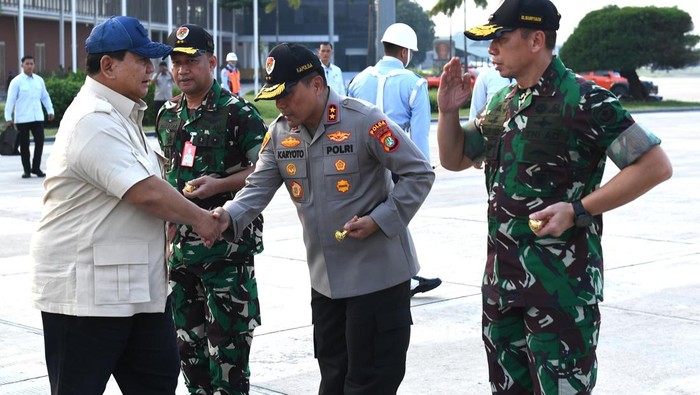 Presiden Prabowo Subianto bertolak ke Jateng akan menghadiri Kongres PSI 2025 dan peluncuran 80 ribu Koperasi Desa/Kelurahan Merah Putih. (Dok Biro Sekretariat Presiden).