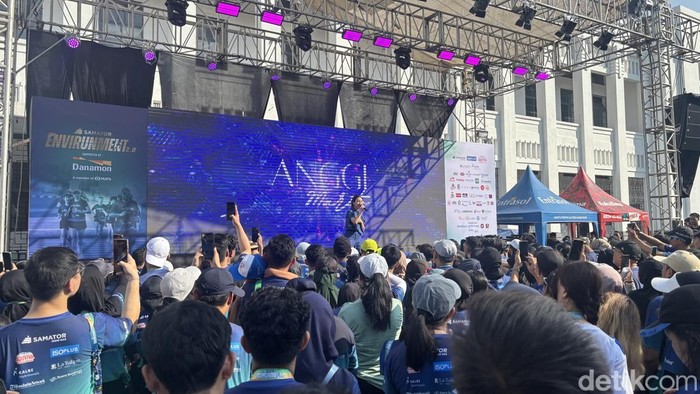Penampilan Anggi Marito menutup gelaran EnviRUNment 2.0 Surabaya