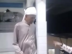 Cabuli Bocah di Masjid, Lansia Diduga ODGJ di Sulsel Dikejar Warga