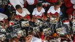 TNI Gelar Baksos di Pelosok Papua, Warga Sambut dengan Haru dan Antusias