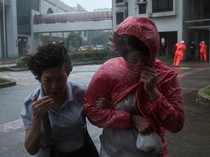 Video Timelapse Topan Wipha: Badai dari Hong Kong Sampai Vietnam