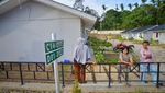 Warga Korban Lahar Dingin Tanah Datar Tempati Rumah Relokasi Baru