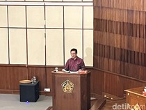 DPRD Bali Pertanyakan Program Satu Keluarga Satu Sarjana Tak Masuk APBD-P